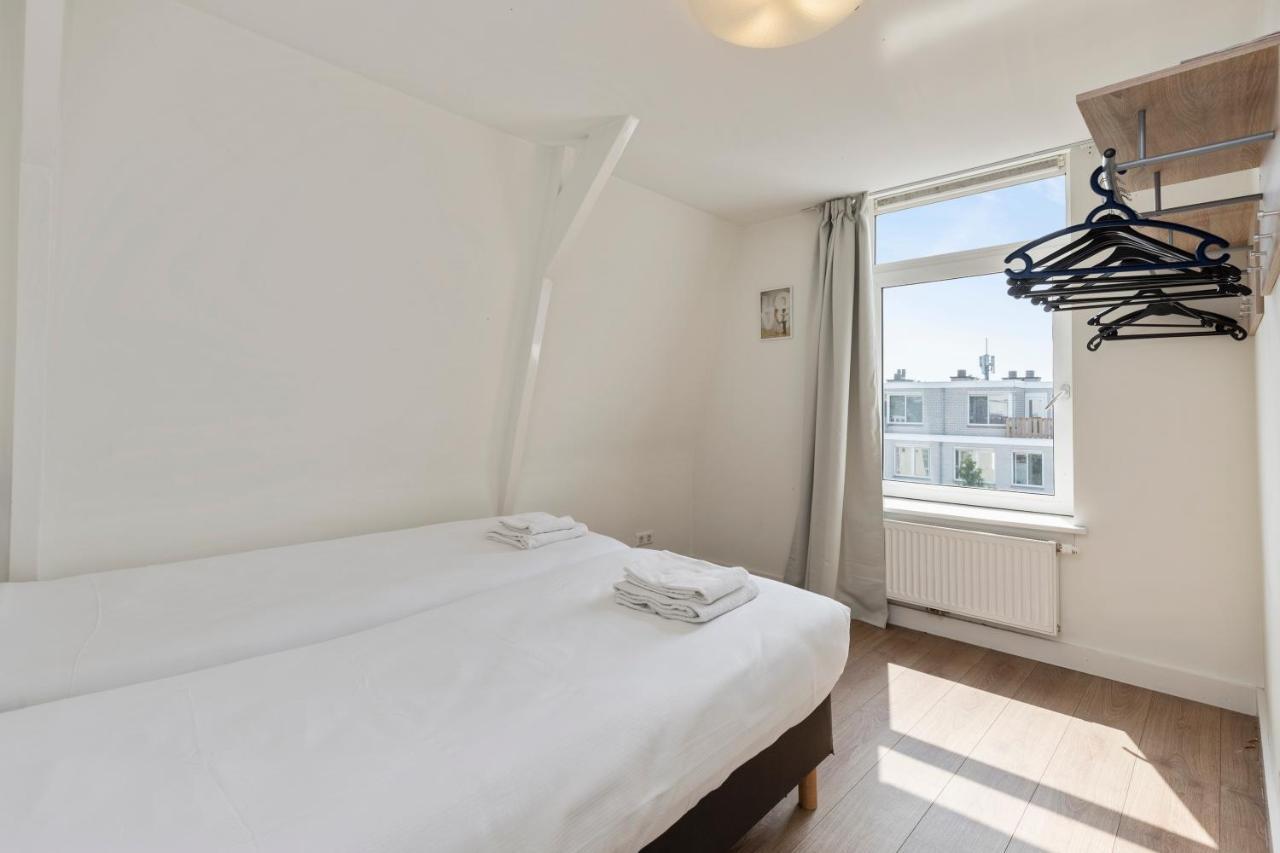 Central Top Floor Apartment With Private Balcony - Apt 3 Amsterdam Bagian luar foto