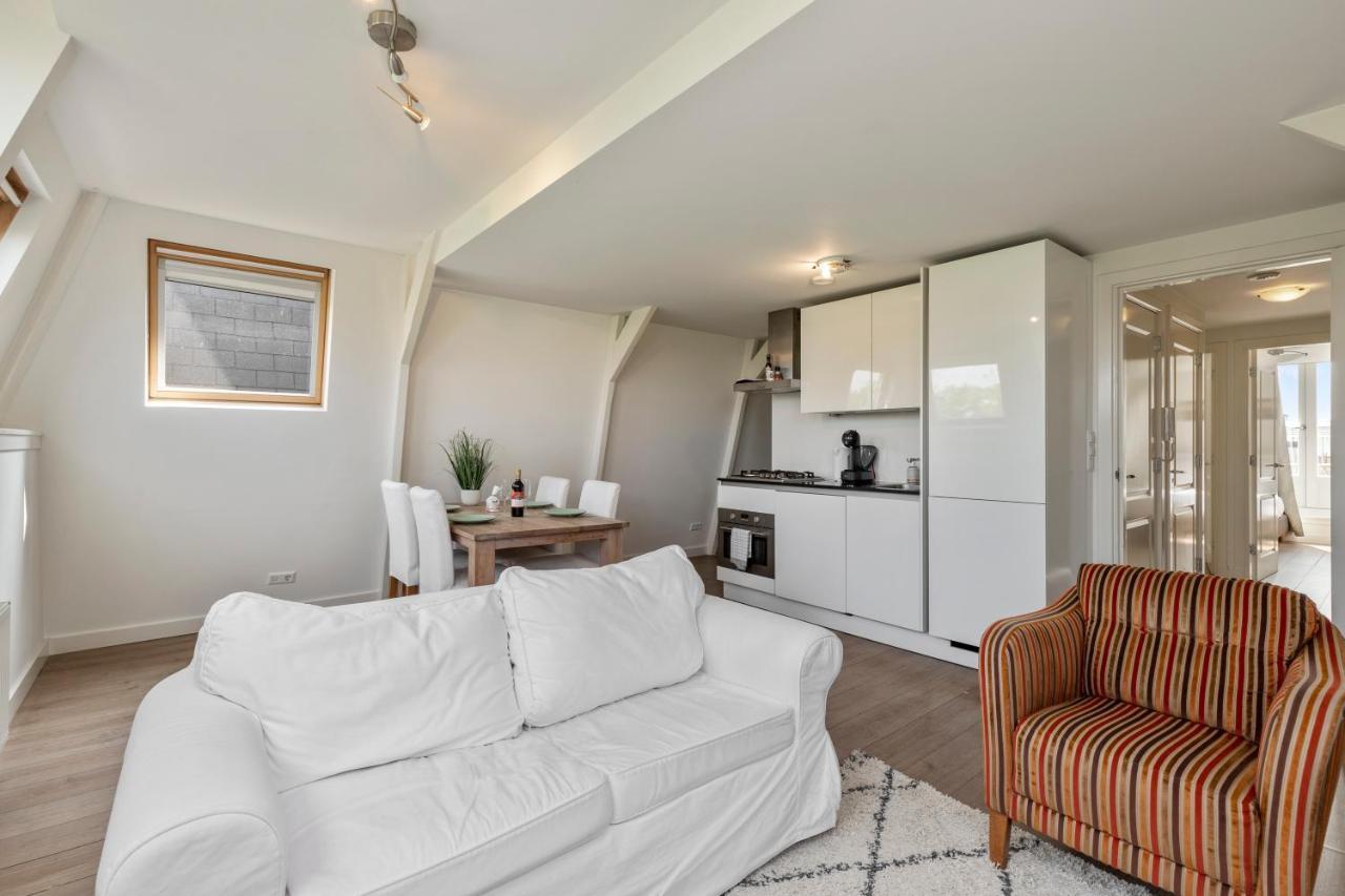 Central Top Floor Apartment With Private Balcony - Apt 3 Amsterdam Bagian luar foto